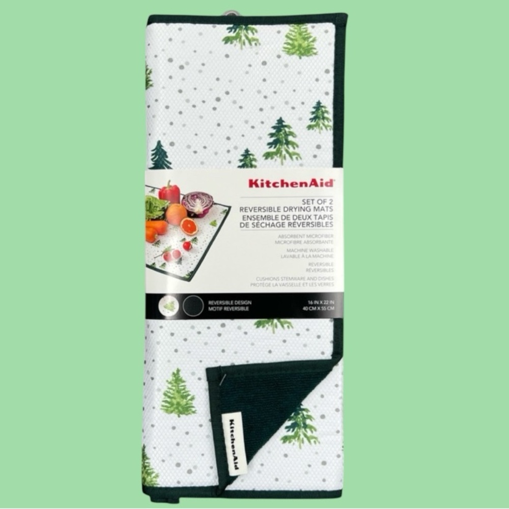 KitchenAid - ‘Winter Wonderland’ drying mats (2).  NWT